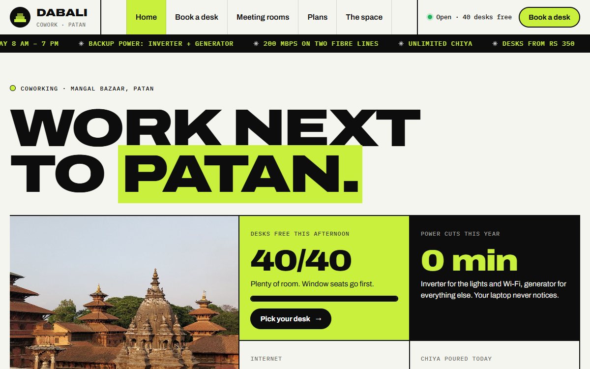 Dabali Cowork home page with live desk count